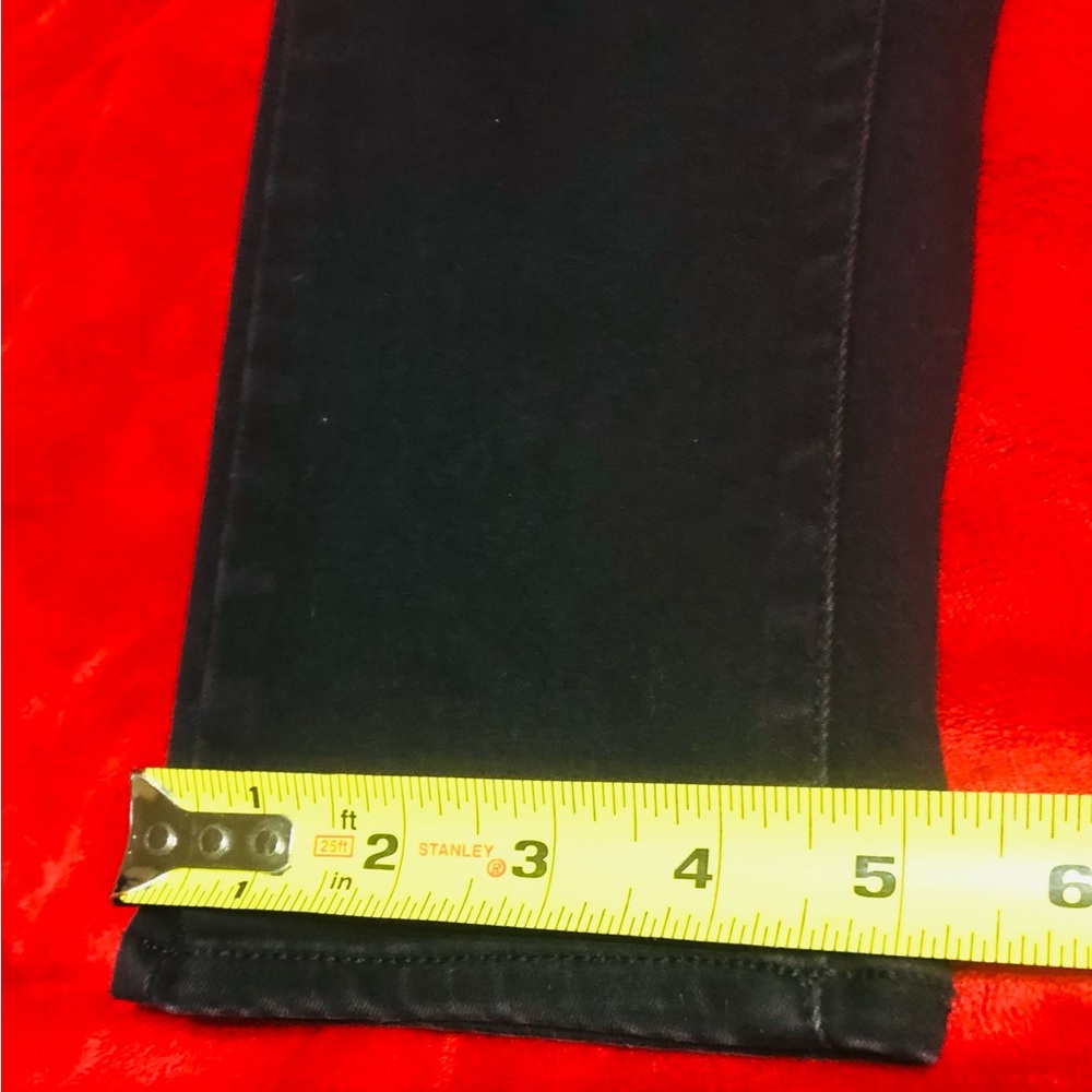A.N.A. High Rise Jegging Black Size 10 Distressed Extreme Stretch Skinniest Leg - Picture 6 of 8